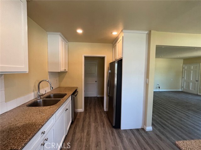Building Photo - 7420 Vicki Dr