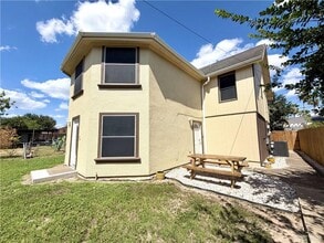 Building Photo - 404 N 16th St