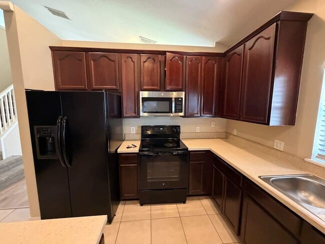 Photo - 1021 Hacienda Cir (Kissimmee, FL) House