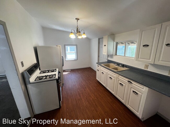 Building Photo - 1 br, 1 bath House - 1217 W Memorial Dr
