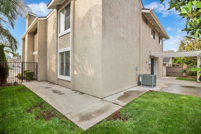 Building Photo - 4501 Pinyon Tree Ln