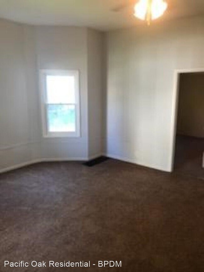 Building Photo - 3 br, 2 bath House - 512 Central Avenue