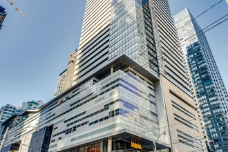 Building Photo - 21 Widmer St