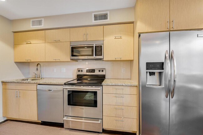 Foto del edificio - 904 West Ave