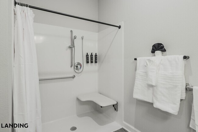 Foto del edificio - 5001 Willowgate Loop