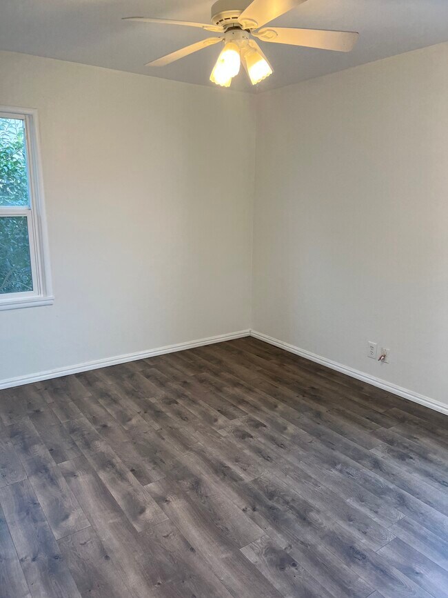 5727 61st St, Sacramento, CA 95824 House Rental in Sacramento, CA