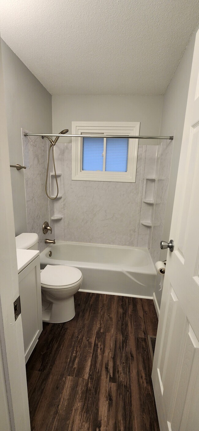 Bathroom - 841 S 32nd St