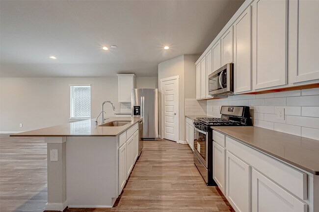 Foto del edificio - 19010 Norbury Pk Ln