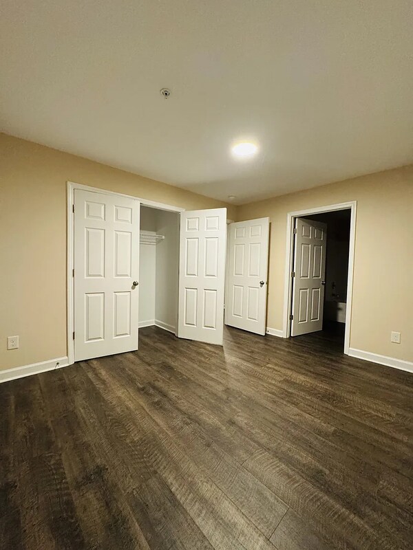 Foto del edificio - 1150 Cross Creek Cir
