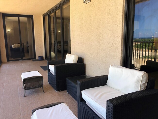 Foto del edificio - 3610 S Ocean Blvd