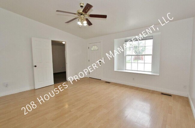 Foto del edificio - Single-Level Home in Quiet Neighborhood