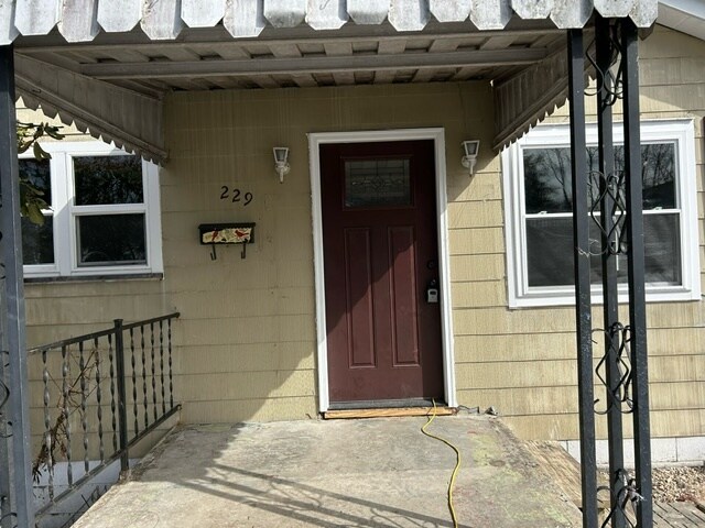 Building Photo - 229 Klaus St