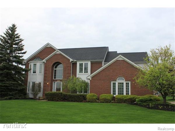 Primary Photo - 37026 Aspen Dr