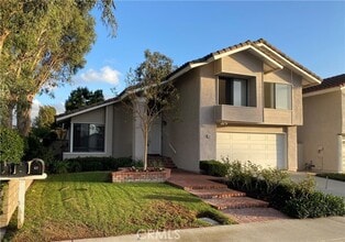 Building Photo - 43 Fortuna E
