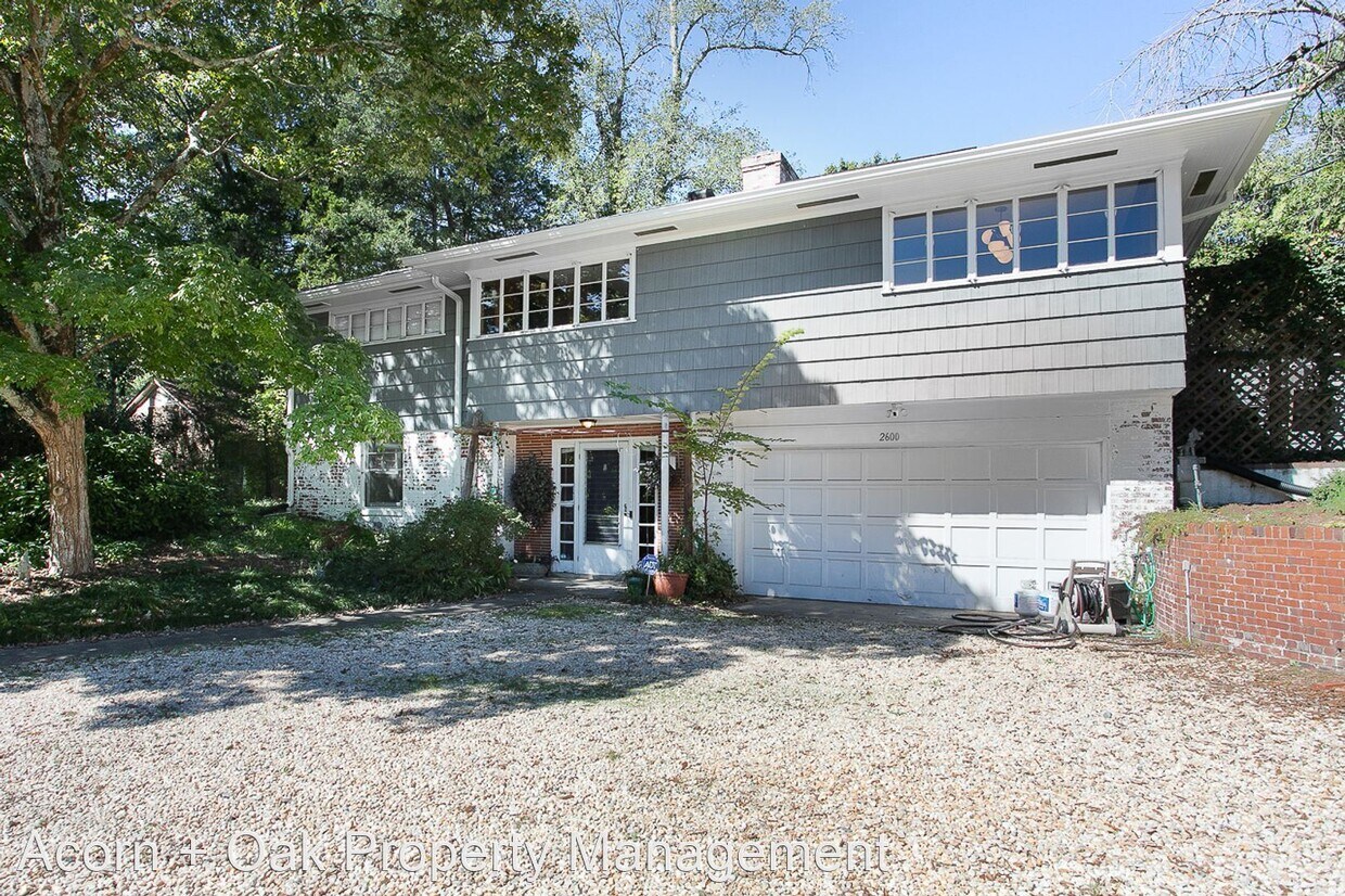 Primary Photo - 3 br, 2 bath House - 2600 Chapel Hill Rd