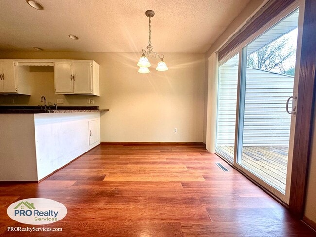Building Photo - 13350 Timber Crest Dr