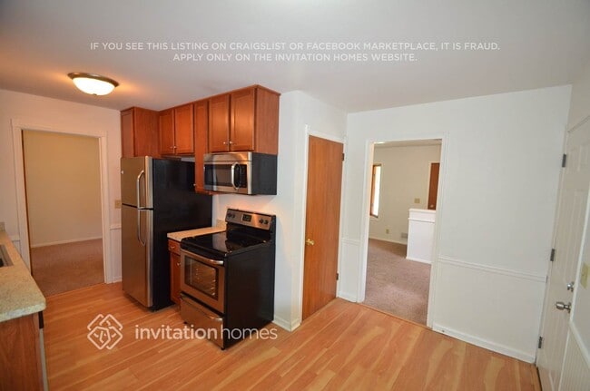Building Photo - 8412 Grange Blvd