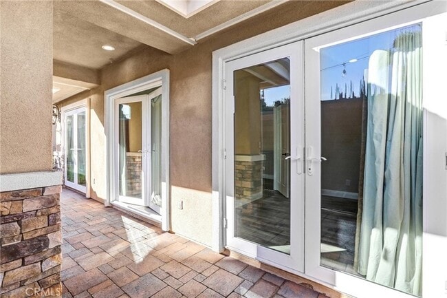 Building Photo - 3329 E Virginia Ave