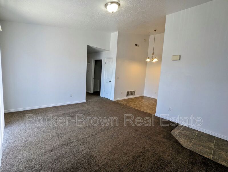 1656 Westbury Way Unit I, Lehi, UT 84043 Condo for Rent in Lehi, UT