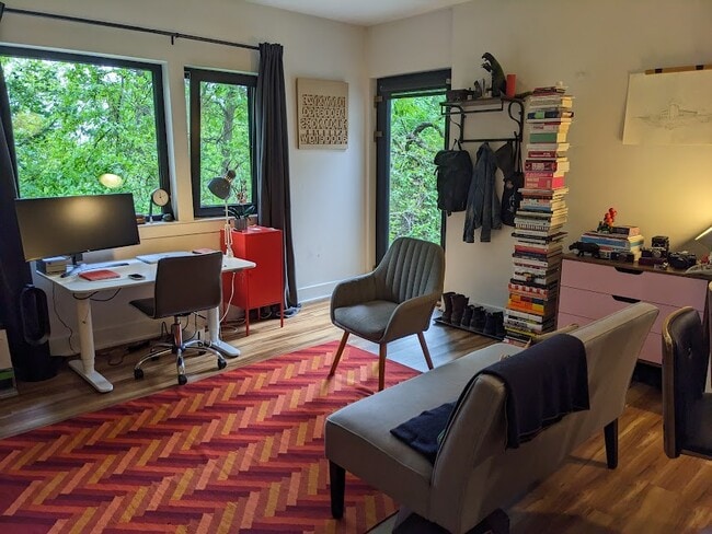 Building Photo - Leaird Drive Studios - All Utilities Included