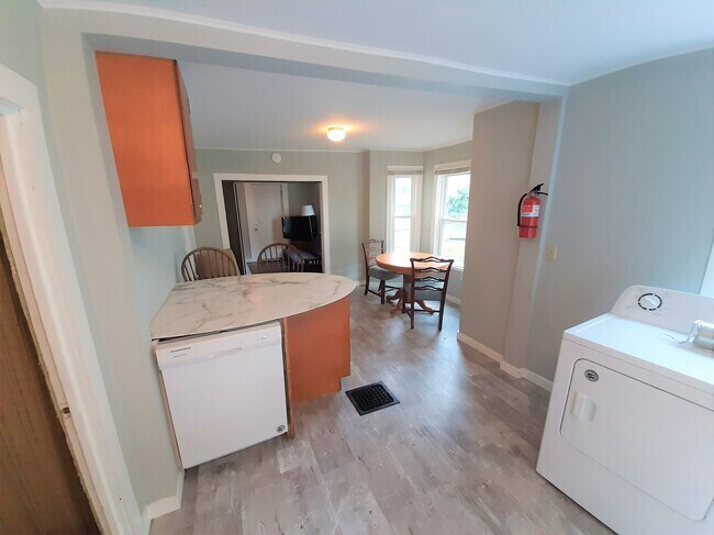 Foto del edificio - 317 Hillview Pl