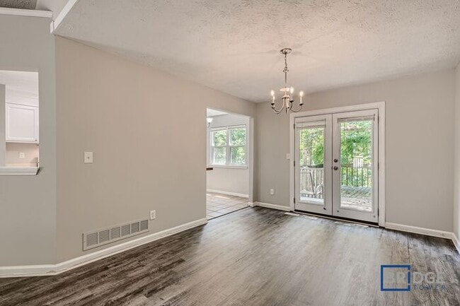 Building Photo - 281 Cedars Glen Cir