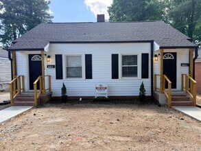 Building Photo - 114 E Club Blvd