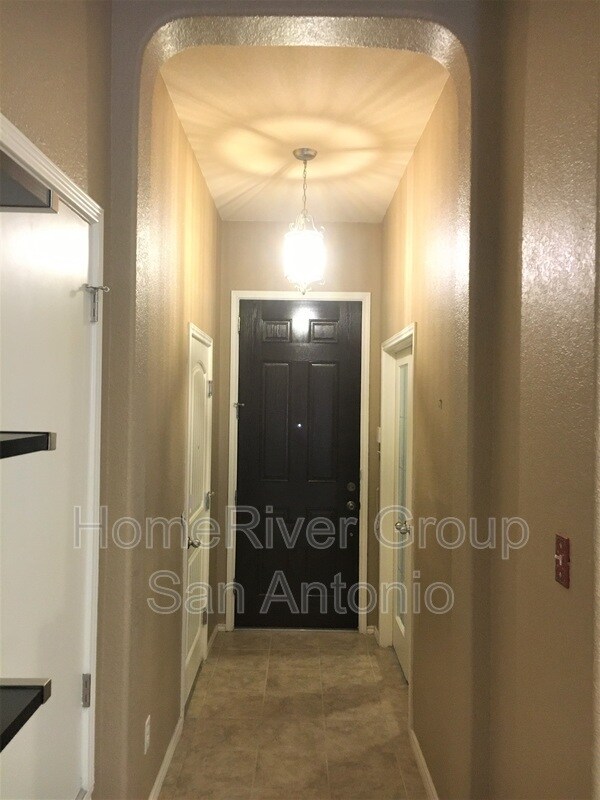 Building Photo - 5606 Mumford Path