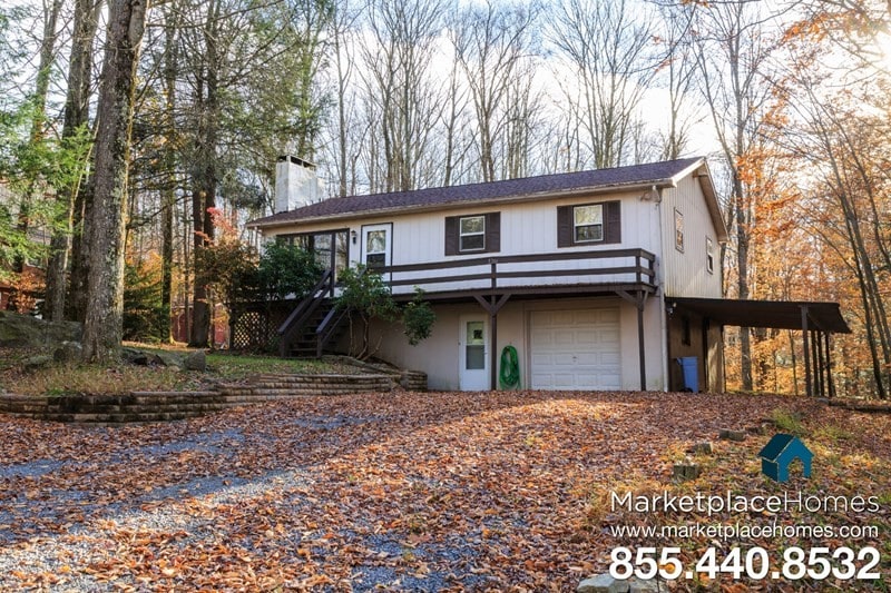 130 Wallenpaupack Dr, Greentown, PA 18426 House Rental in Greentown