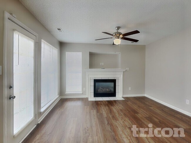 Foto del edificio - 8404 Conner Ridge Ln