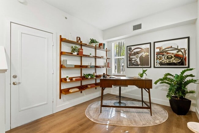 Building Photo - ANKR Wilton Manors