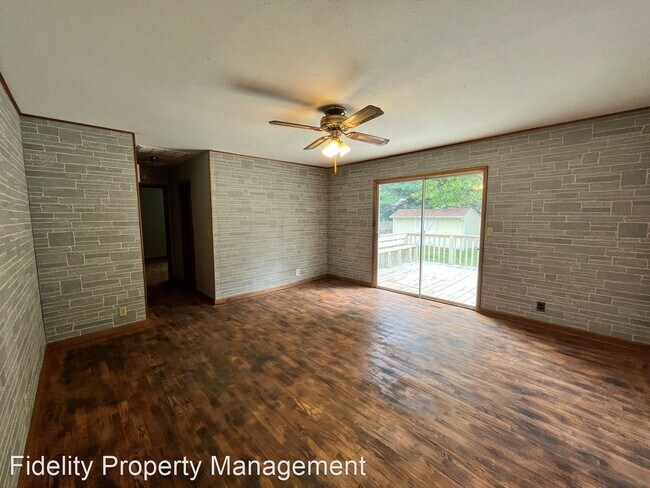 Foto del edificio - 3 br, 2 bath House - 222 South Ken Avenue