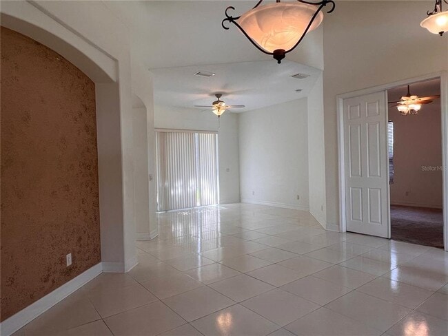 Foto del edificio - 12516 Leatherleaf Dr