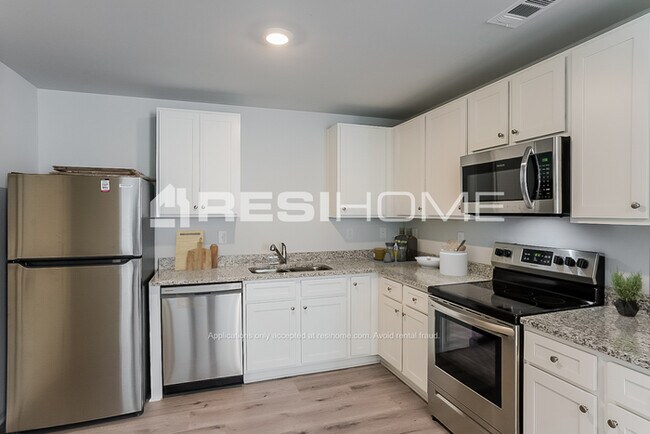Foto del edificio - 4719 TRADITION PKWY