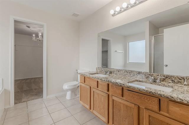 Foto del edificio - 5828 Pebble Ridge Dr