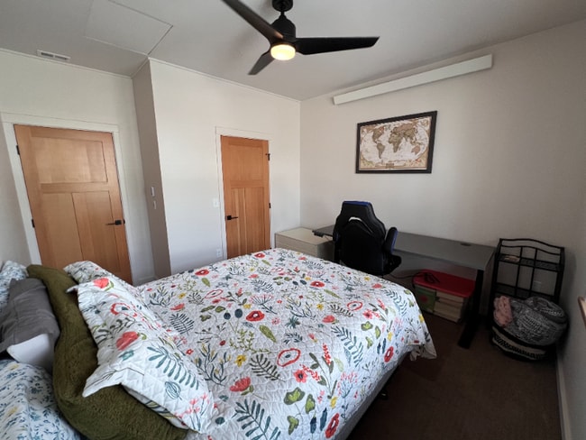 Building Photo - 910 Millworks Wy