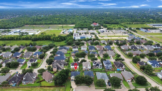 Foto del edificio - 9002 Sundown Dr