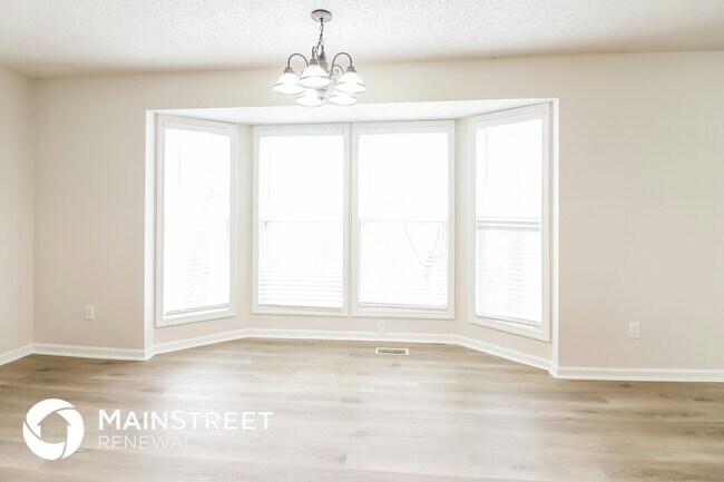 Foto del edificio - 13900 E 50th St