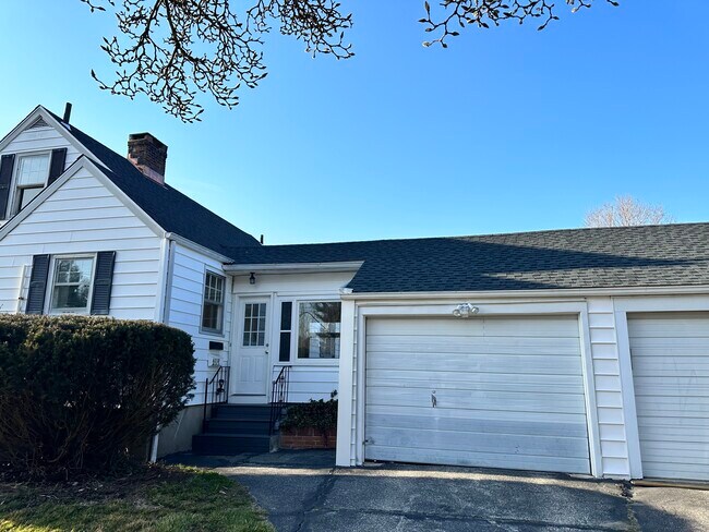 Foto del edificio - 6210 Main St