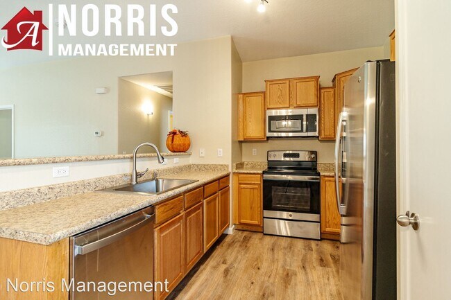 Foto del edificio - 4 br, 2 bath House - 1811 E Wildflower Lane