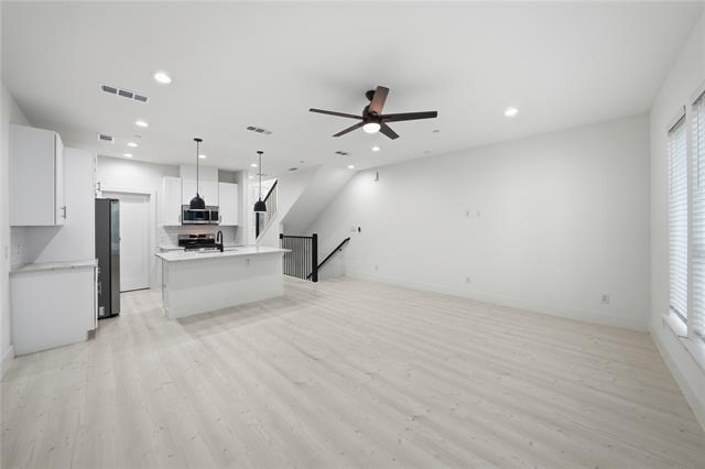 Foto del edificio - 7207 Mohawk Dr
