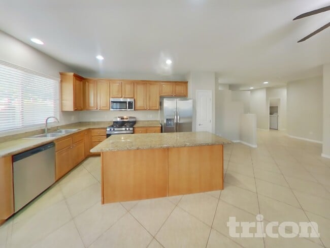 Building Photo - 2204 Turtle Beach Ave