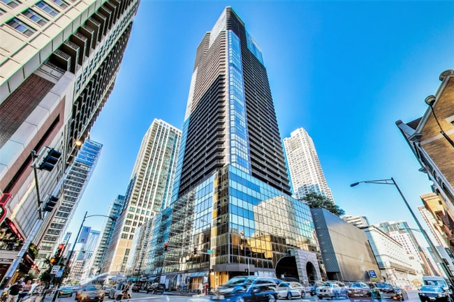 Building Photo - 10 E Ontario St