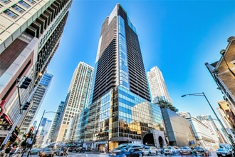 Building Photo - 10 E Ontario St