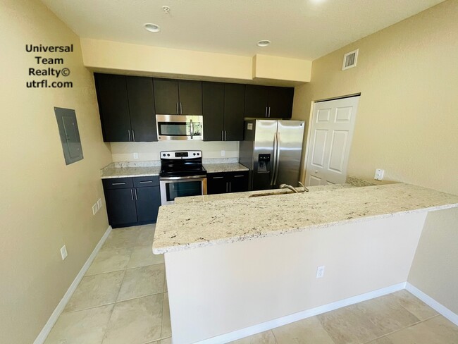 Building Photo - 13130 Bella Casa Cir