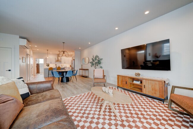 Foto del edificio - 605 E Bryant St