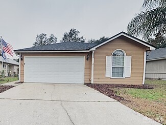 Building Photo - 920 Majestic Cypress Dr N