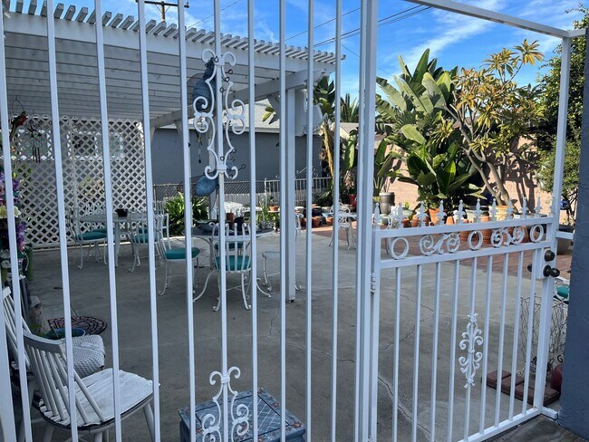 Foto del edificio - Great charming home!