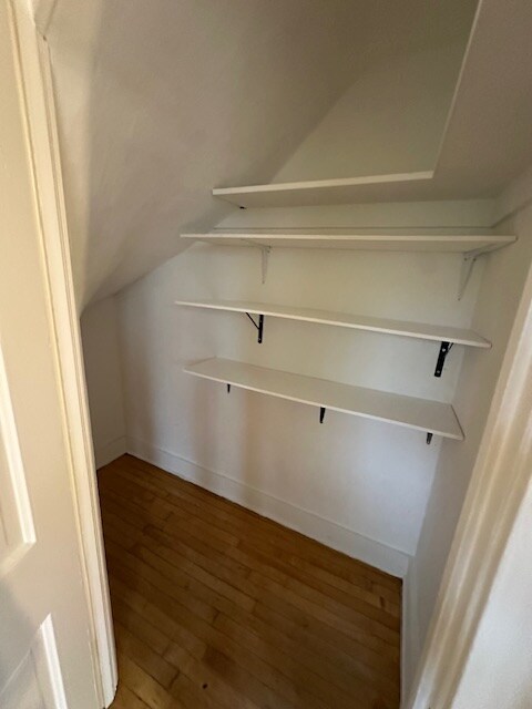 Building Photo - 2527 S Howell Ave