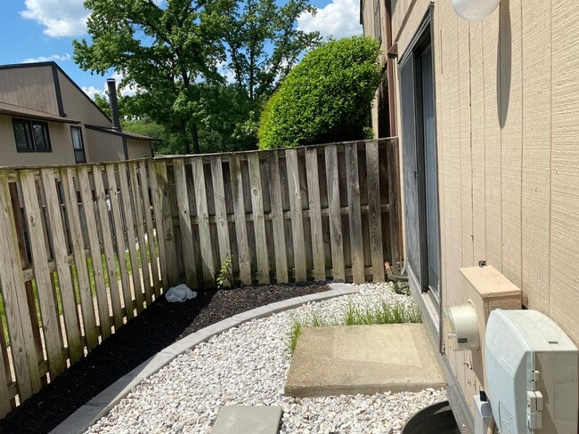 Building Photo - Lovely 2 Bedroom Condo in Glen Burnie!